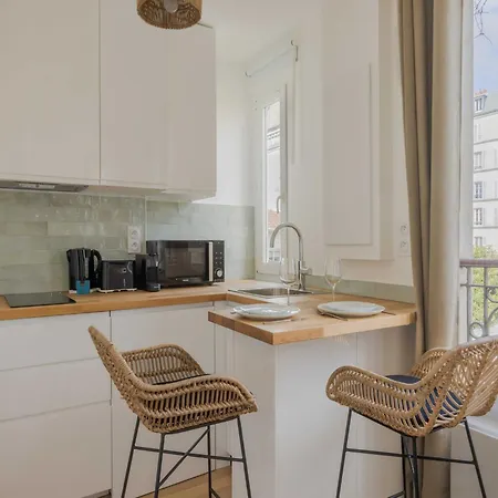 1bdr Passage Des Abbesses